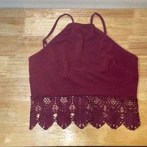 Cute burgundy crop top zip in the back ❤️💫
